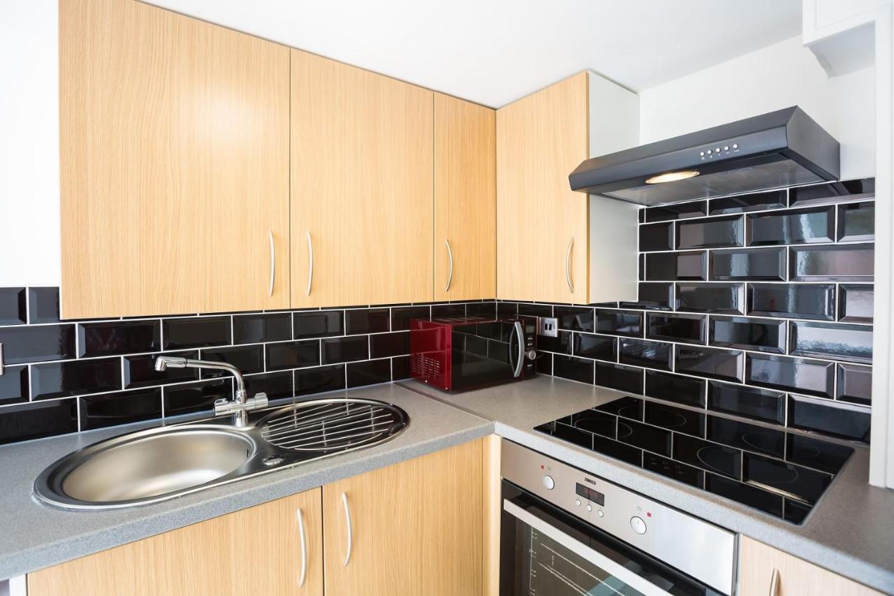 The Basement Apartment Exeter Exterior foto